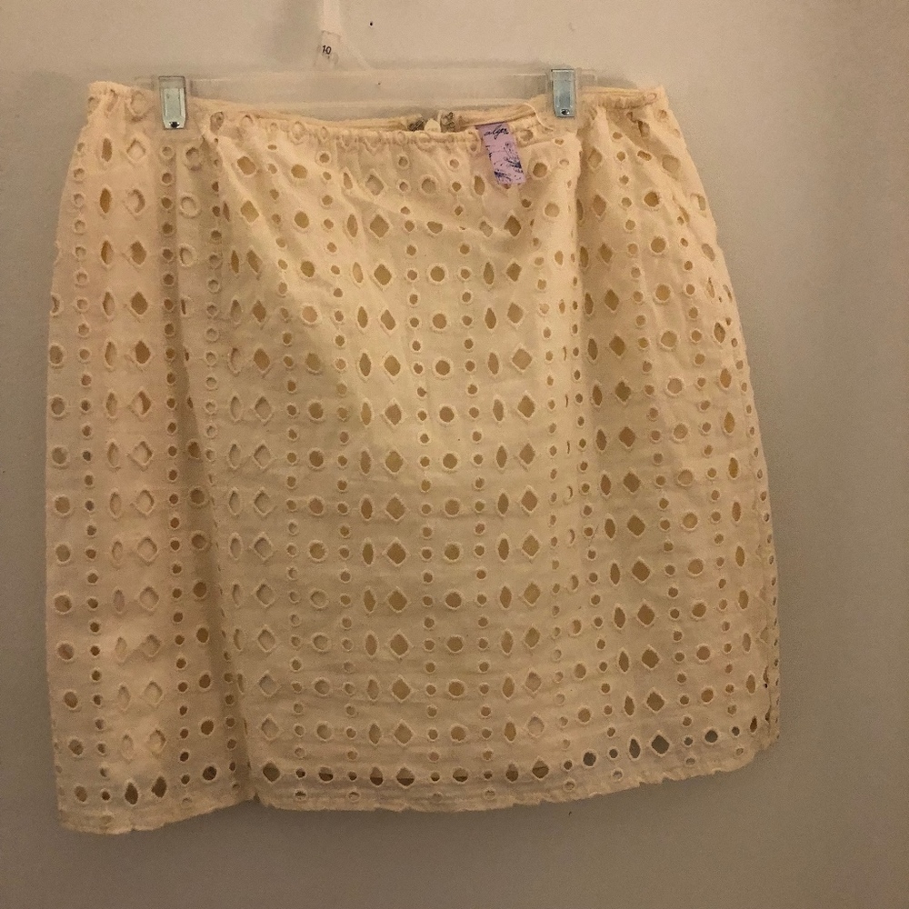 Skirt, Alya